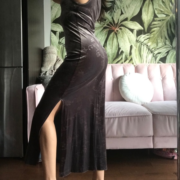 Velvet Brocade Leg Slit Dress - Picture 2 of 5